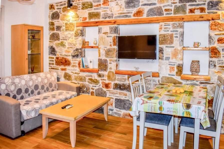 Klaidis House Apartment Skiathos Town Exterior photo